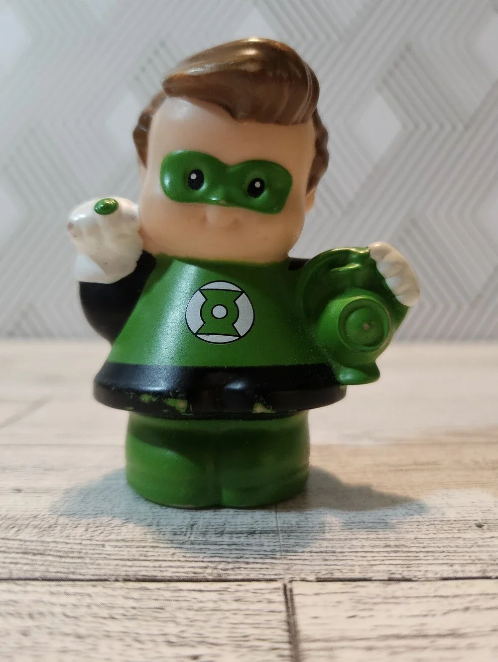 Mattel FISHER PRICE LITTLE PEOPLE DC Super Hero GREEN LANTERN Exclusive Figure